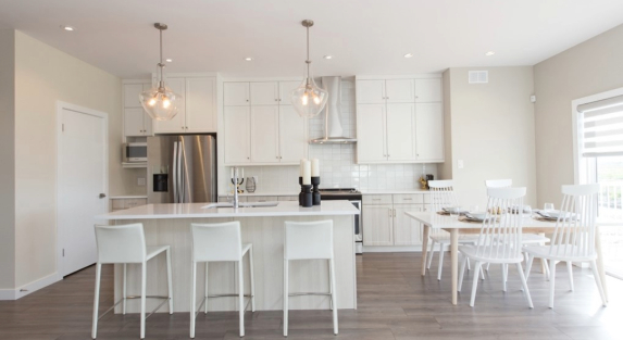 Designing Your Dream Kitchen: Tips from Home Builders